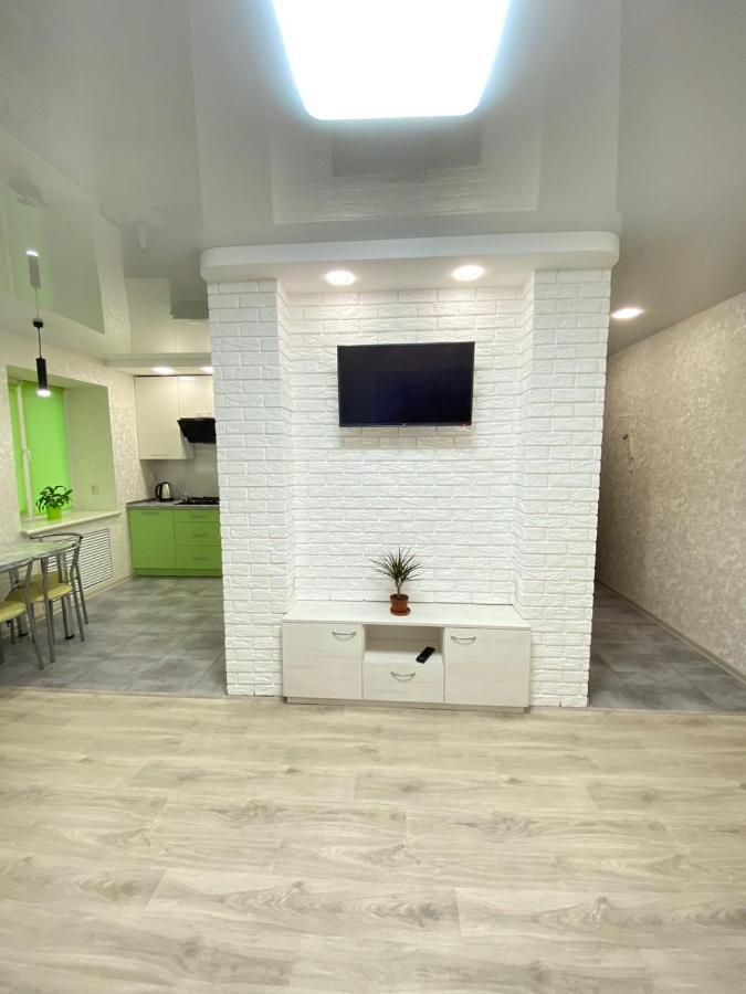 Suite Mira Avenue Center Двухкомнатная Квартира В Центре Возле Тц Цум Τσέρνιγκοφ Εξωτερικό φωτογραφία