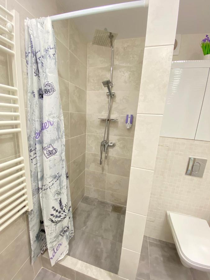 Suite Mira Avenue Center Двухкомнатная Квартира В Центре Возле Тц Цум Τσέρνιγκοφ Εξωτερικό φωτογραφία